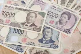 money-in-japan-242449