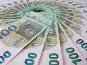 Alman Bankaları Kredi Standartlarını Sıkılaştırdı