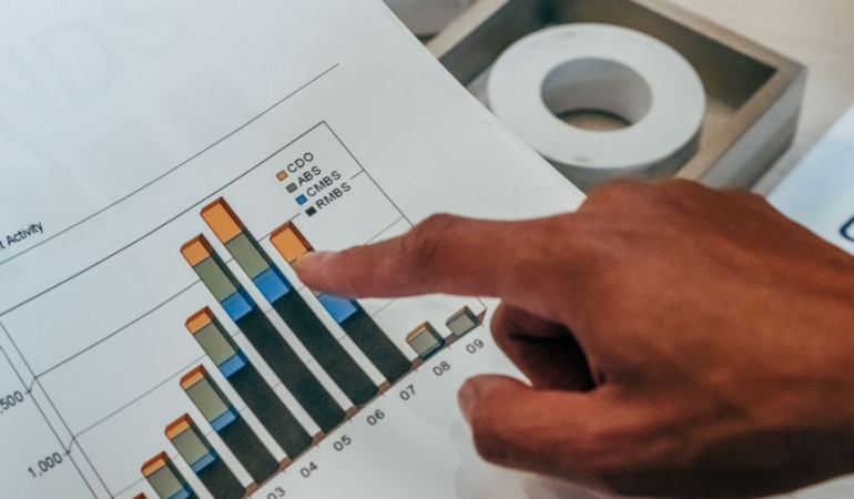 İngiltere'de İşsizlik Oranı %4,7, Bütçede Acil Önlemler İsteniyor