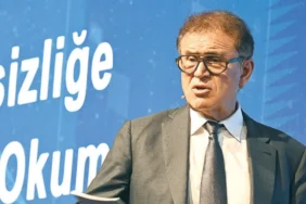 unlu-ekonomist-nouriel-roubini-daha-yuksek-buyume-daha-dusuk-enflasyon-xycf_cover