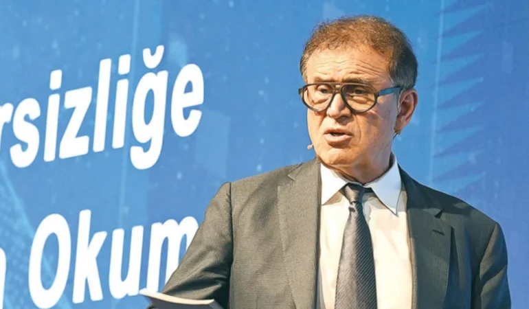 unlu-ekonomist-nouriel-roubini-daha-yuksek-buyume-daha-dusuk-enflasyon-xycf_cover
